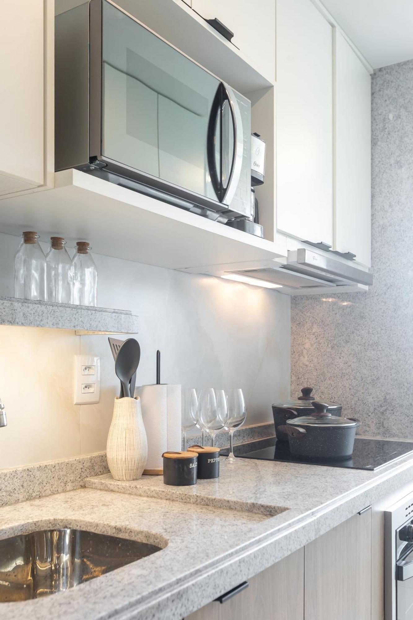 Apartment Oasis Do Mana: Beachfront Elegance & Comfort