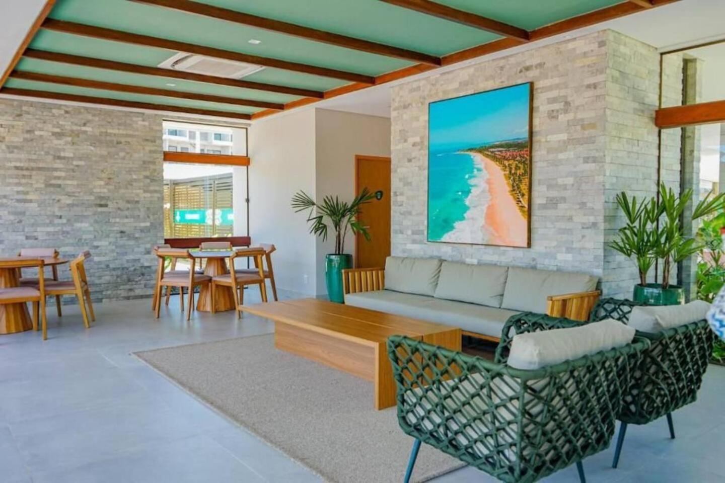 Oasis Do Mana: Beachfront Elegance & Comfort *