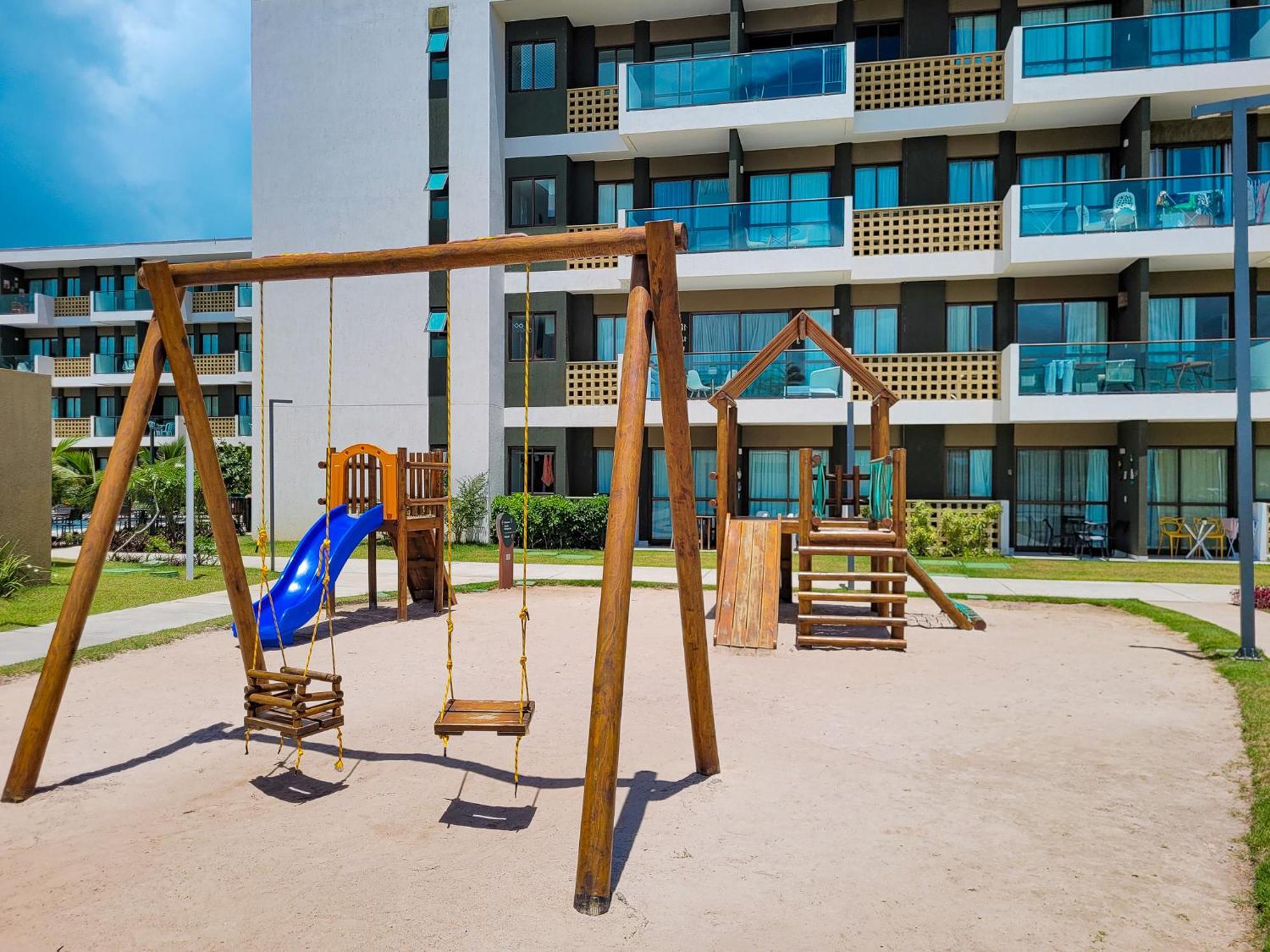 Oasis Do Mana: Beachfront Elegance & Comfort
