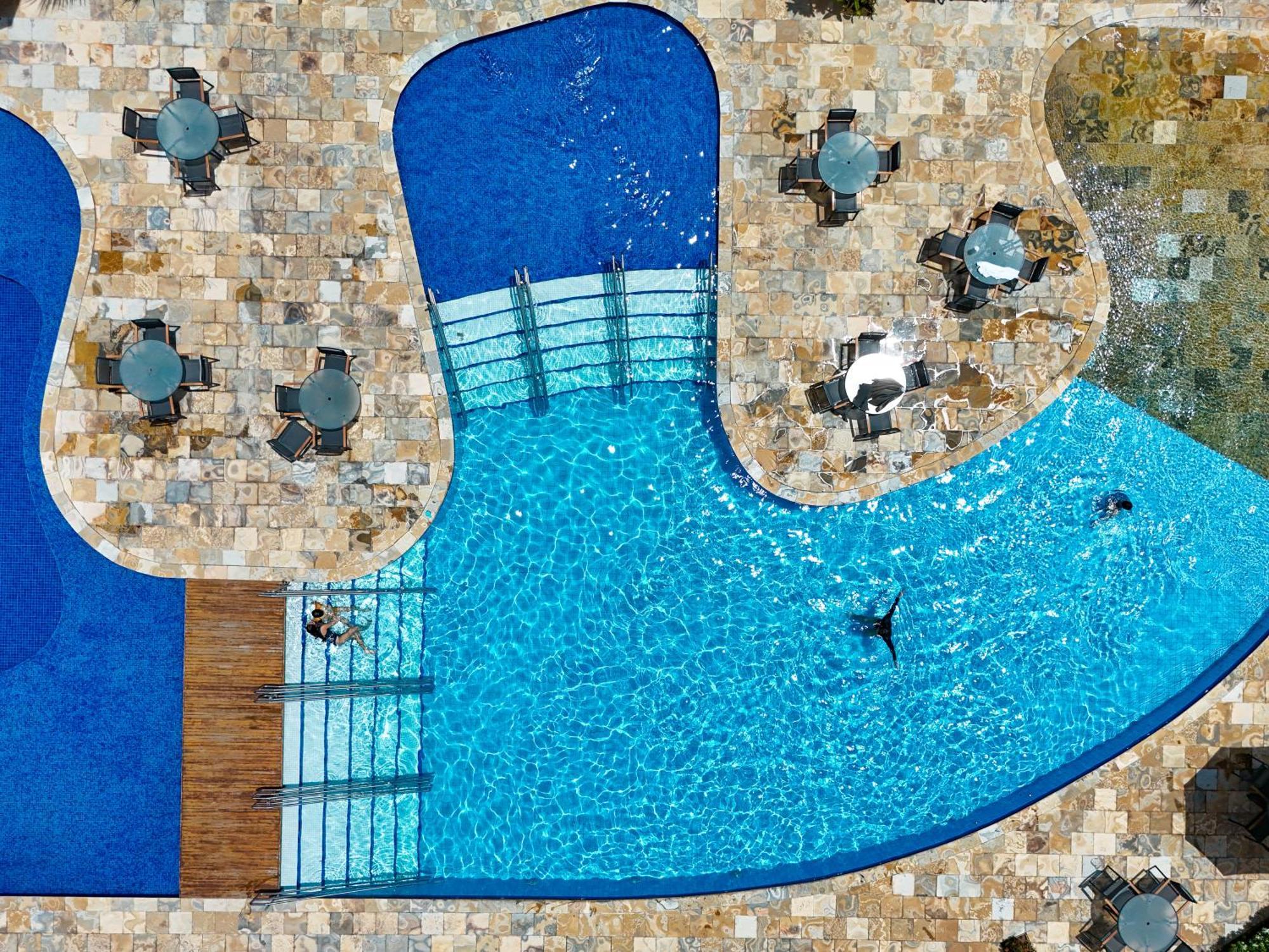 Apartment Oasis Do Mana: Beachfront Elegance & Comfort